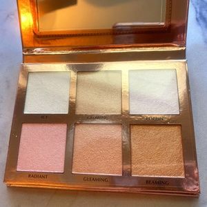 ACE BEAUTE highlighter palette